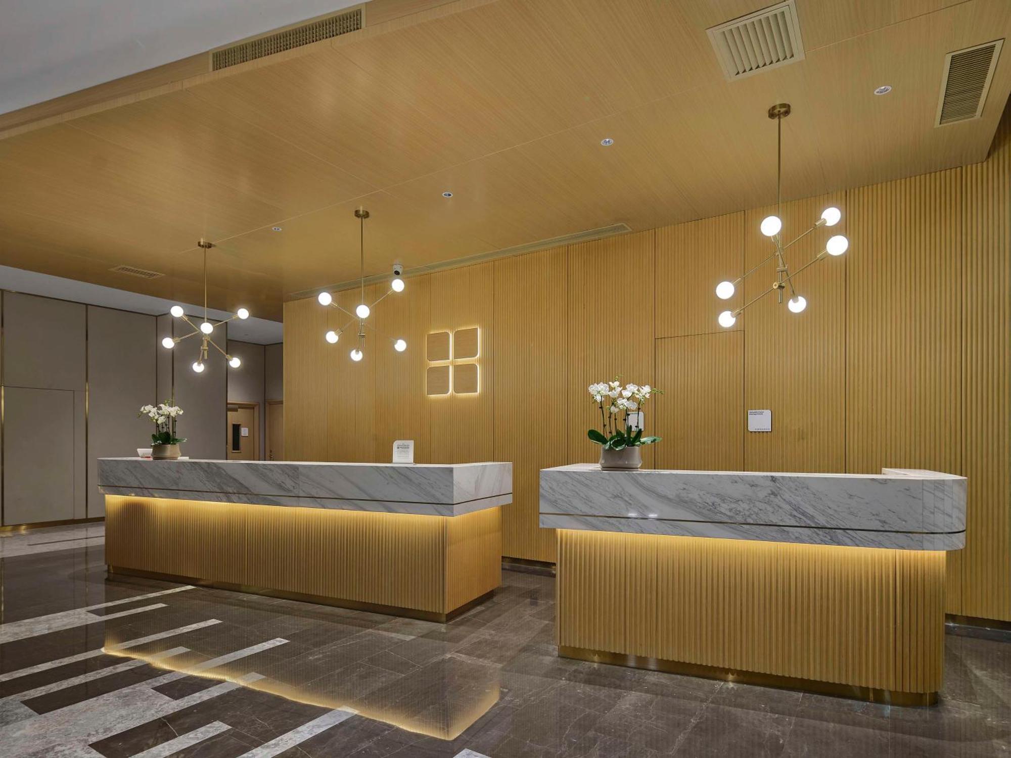 Hilton Garden Inn Tianjin Huayuan エクステリア 写真